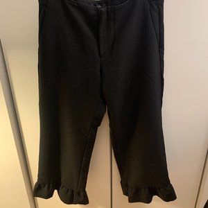 BANANA REPUBLIC LOGAN CROP PANTS WITH FRILLS - SIZE 10